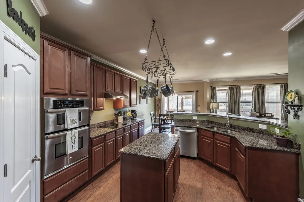 1006 Abberley Circle Hendersonville TN 37075