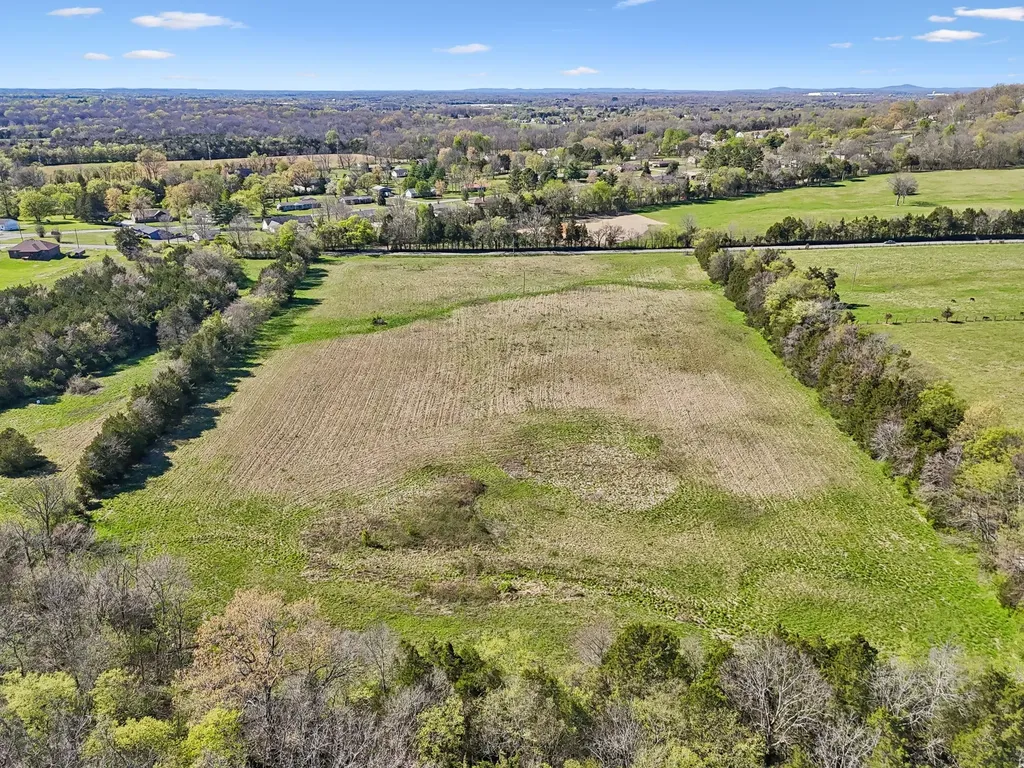 1 Horse Mountain Road Shelbyville TN 37160