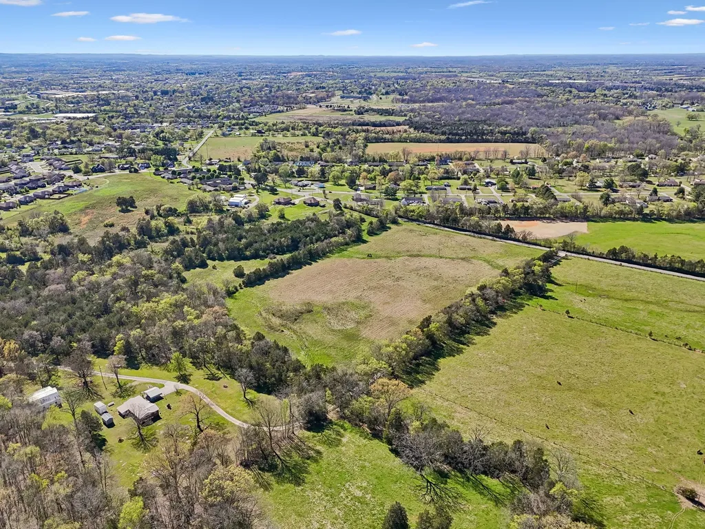 1 Horse Mountain Road Shelbyville TN 37160
