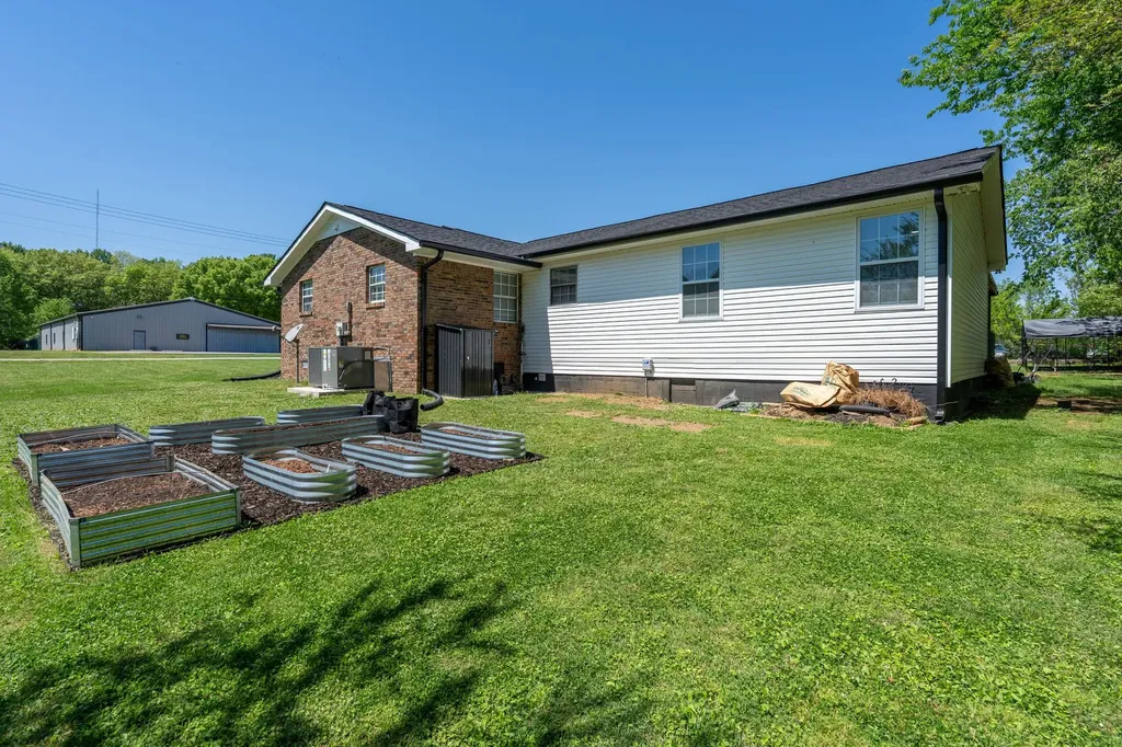 709 Windsor Avenue Lawrenceburg TN 38464