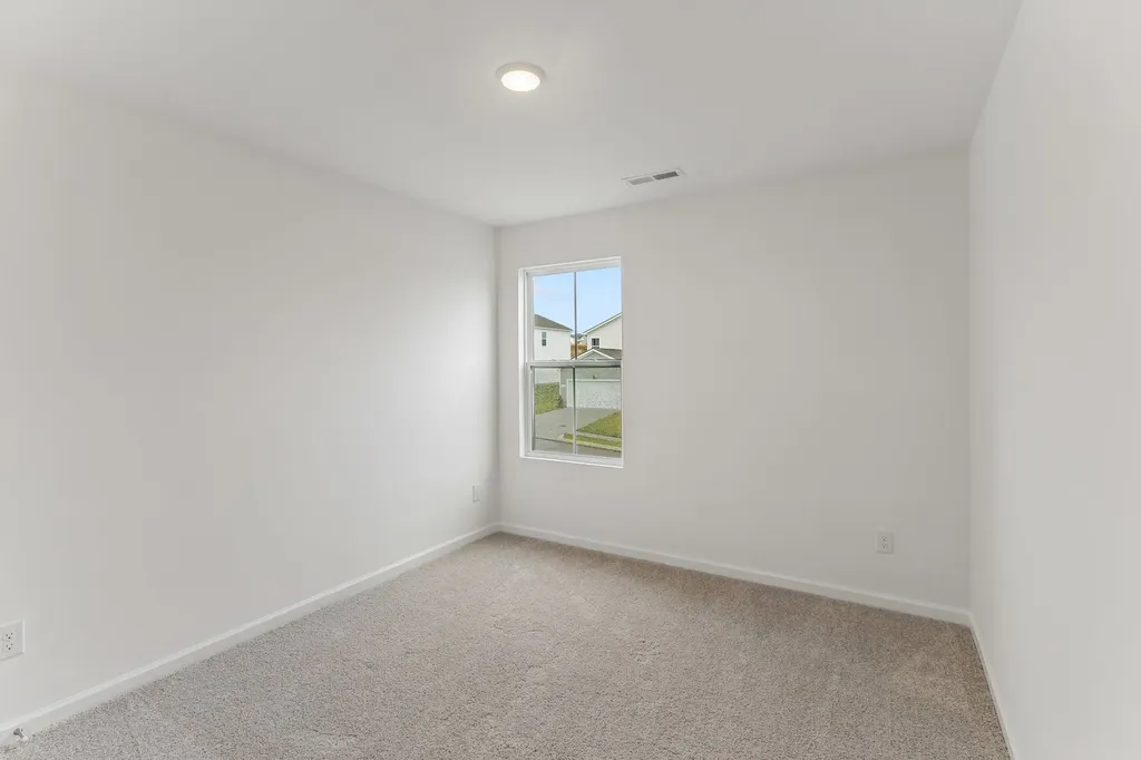 3276 Barrel Oak Pass Columbia TN 38401
