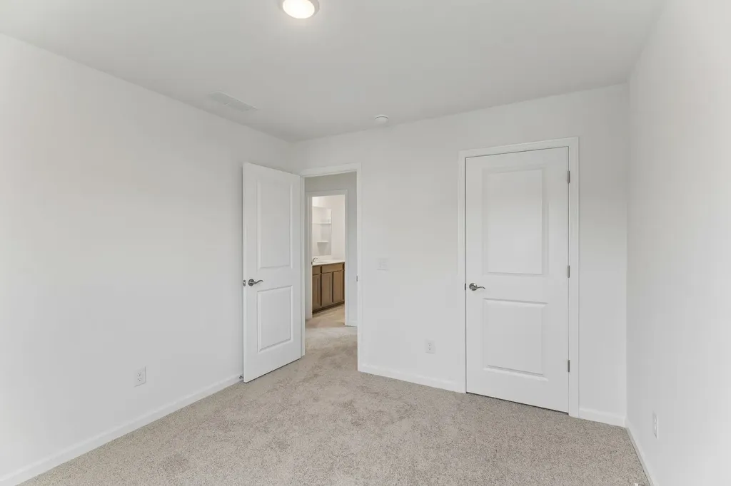 3276 Barrel Oak Pass Columbia TN 38401