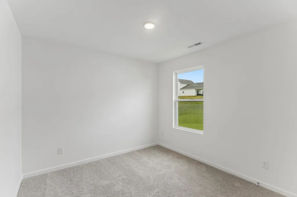 3276 Barrel Oak Pass Columbia TN 38401
