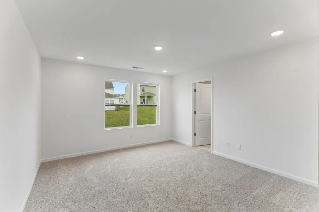 3276 Barrel Oak Pass Columbia TN 38401