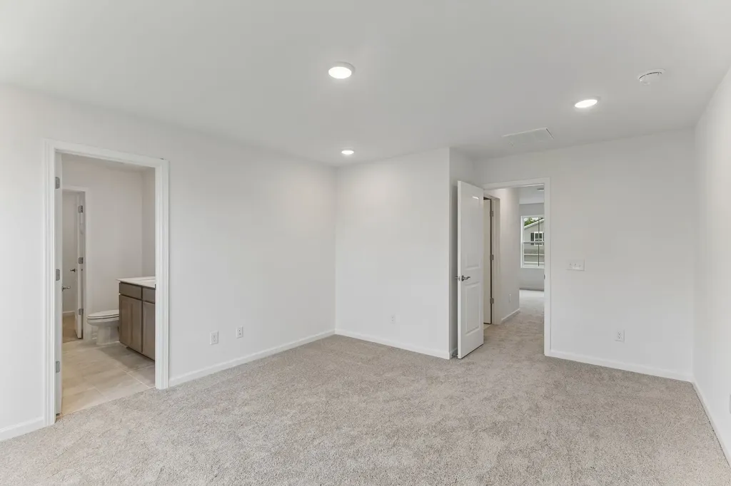 3276 Barrel Oak Pass Columbia TN 38401
