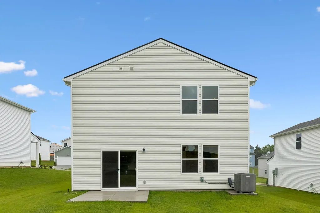 3276 Barrel Oak Pass Columbia TN 38401