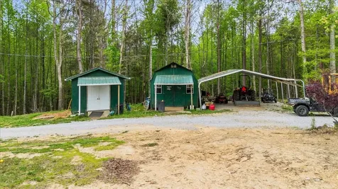 195 Roddy Springs Road Tracy City TN 37387