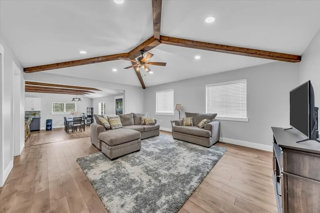 1000 Pruitt Lane Gallatin TN 37066