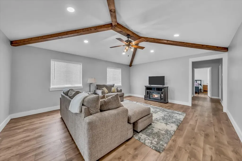 1000 Pruitt Lane Gallatin TN 37066