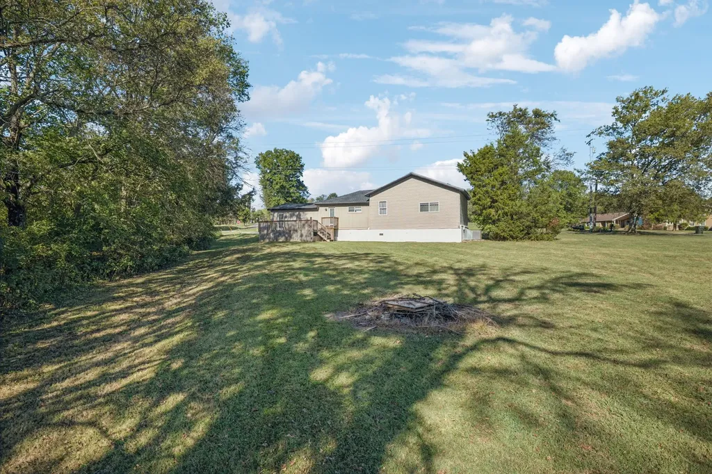 1000 Pruitt Lane Gallatin TN 37066