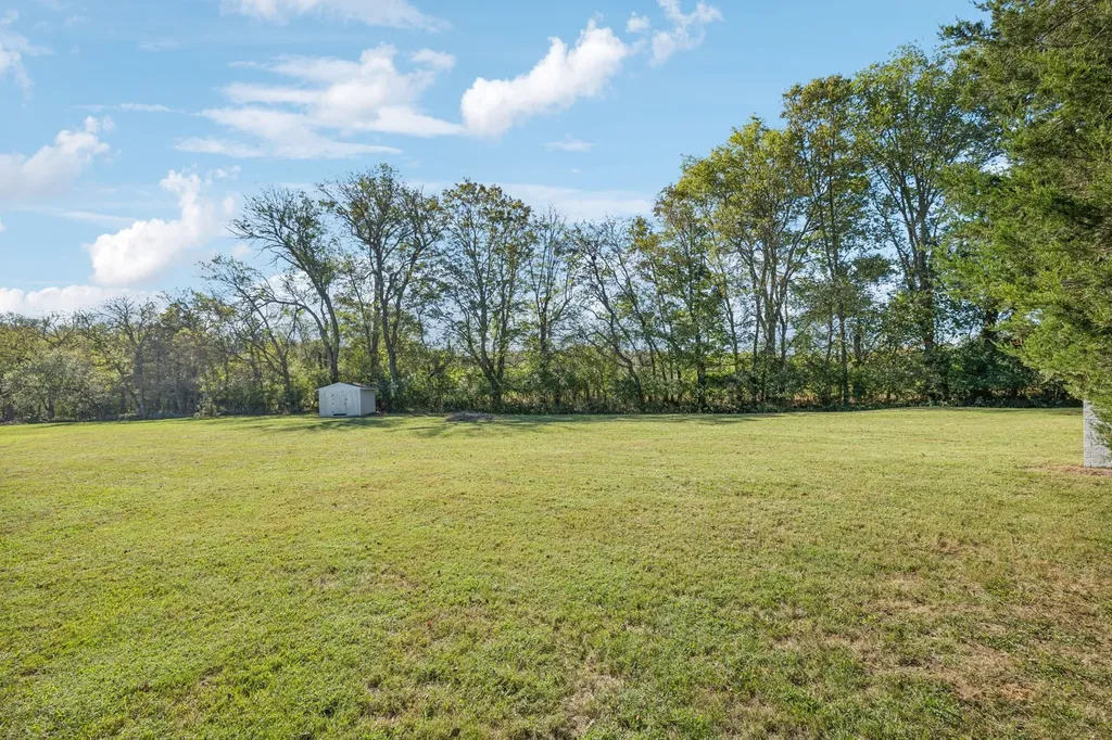1000 Pruitt Lane Gallatin TN 37066
