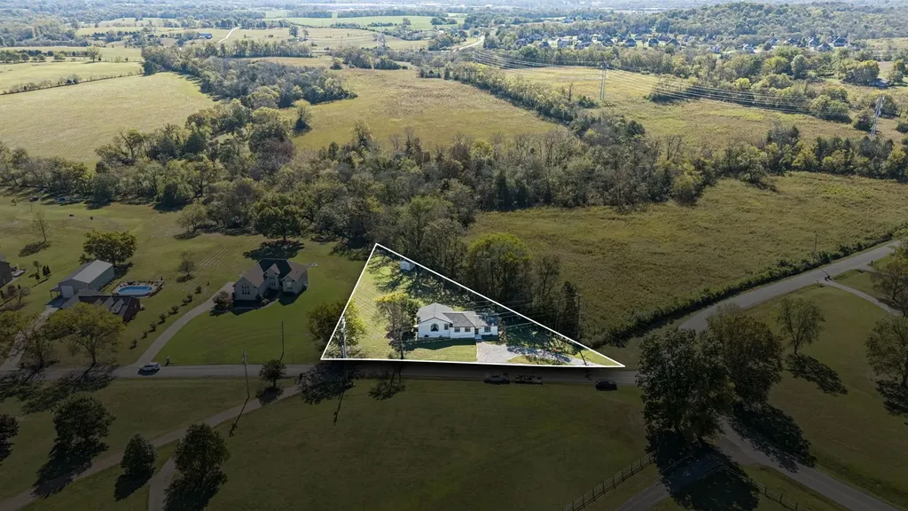 1000 Pruitt Lane Gallatin TN 37066