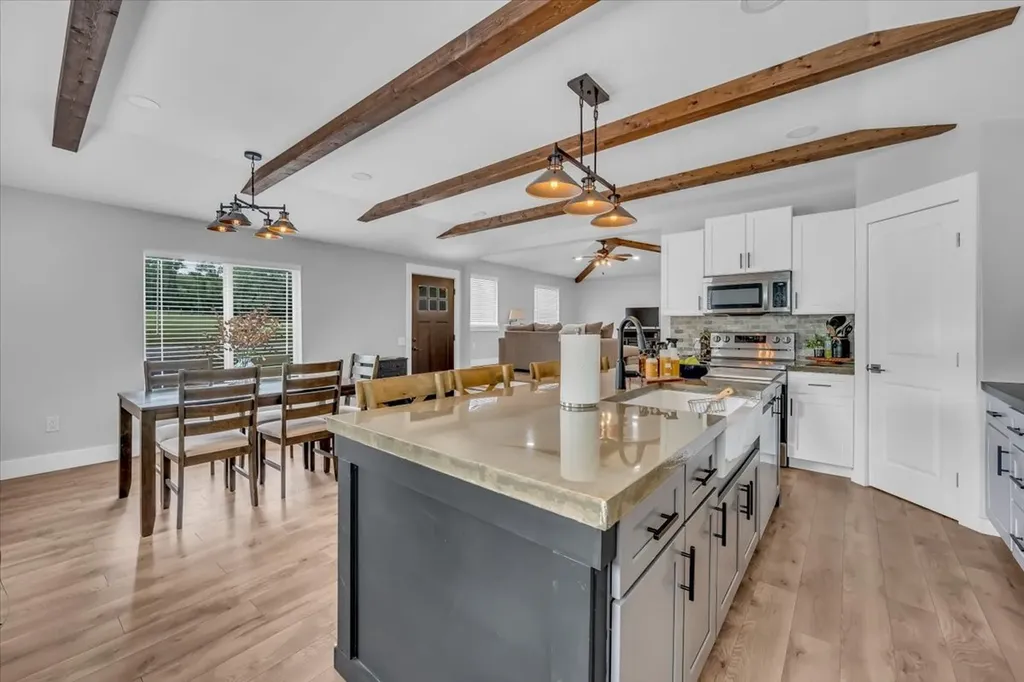 1000 Pruitt Lane Gallatin TN 37066