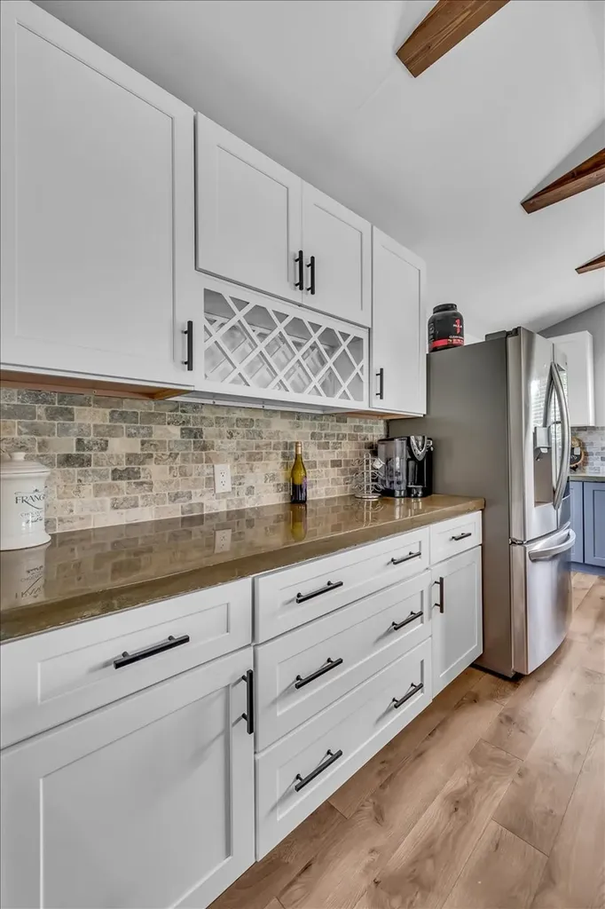 1000 Pruitt Lane Gallatin TN 37066