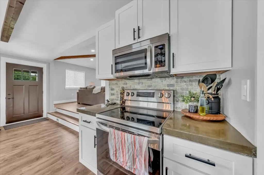1000 Pruitt Lane Gallatin TN 37066