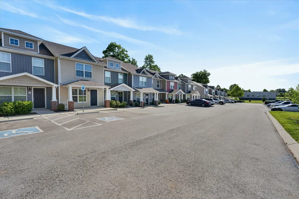 645 Stowe Court Clarksville TN 37040