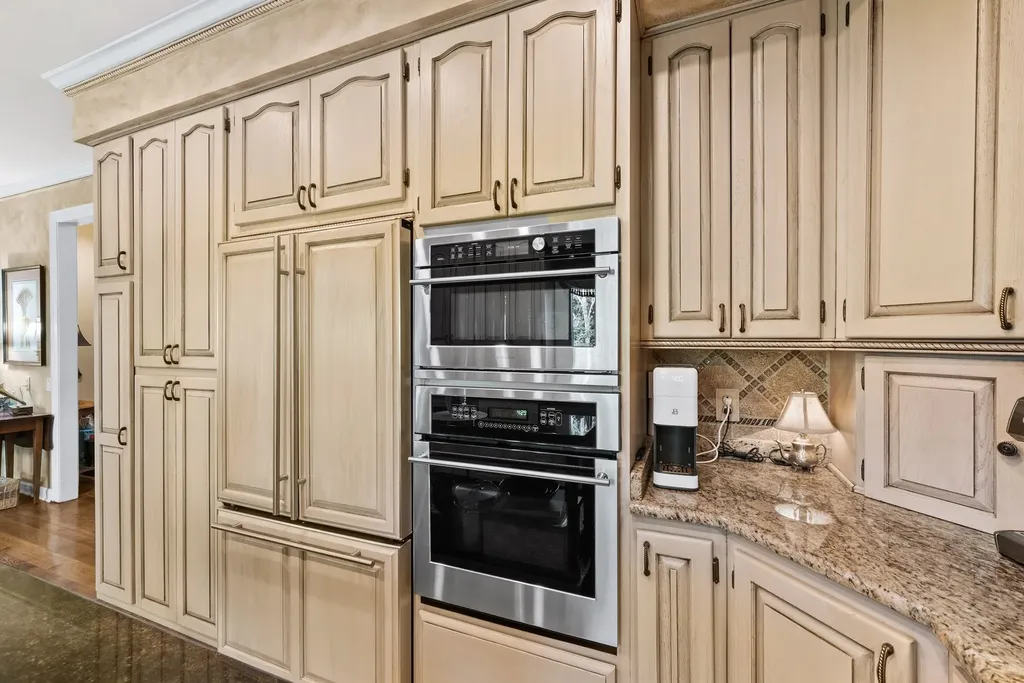 105 Foxwood Ln, SW Franklin TN 37069