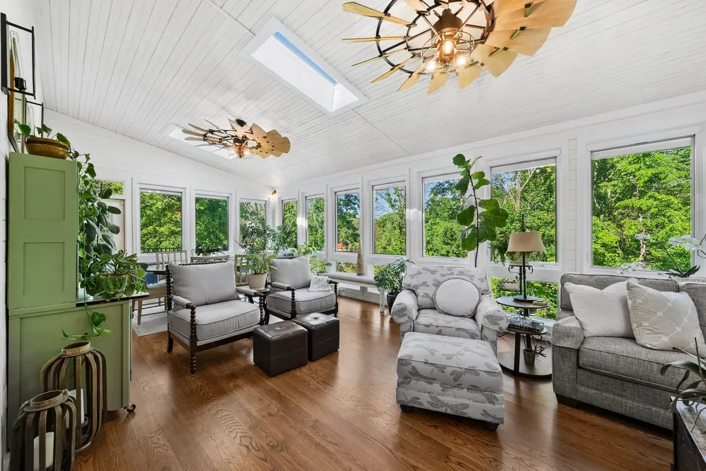 105 Foxwood Ln, SW Franklin TN 37069