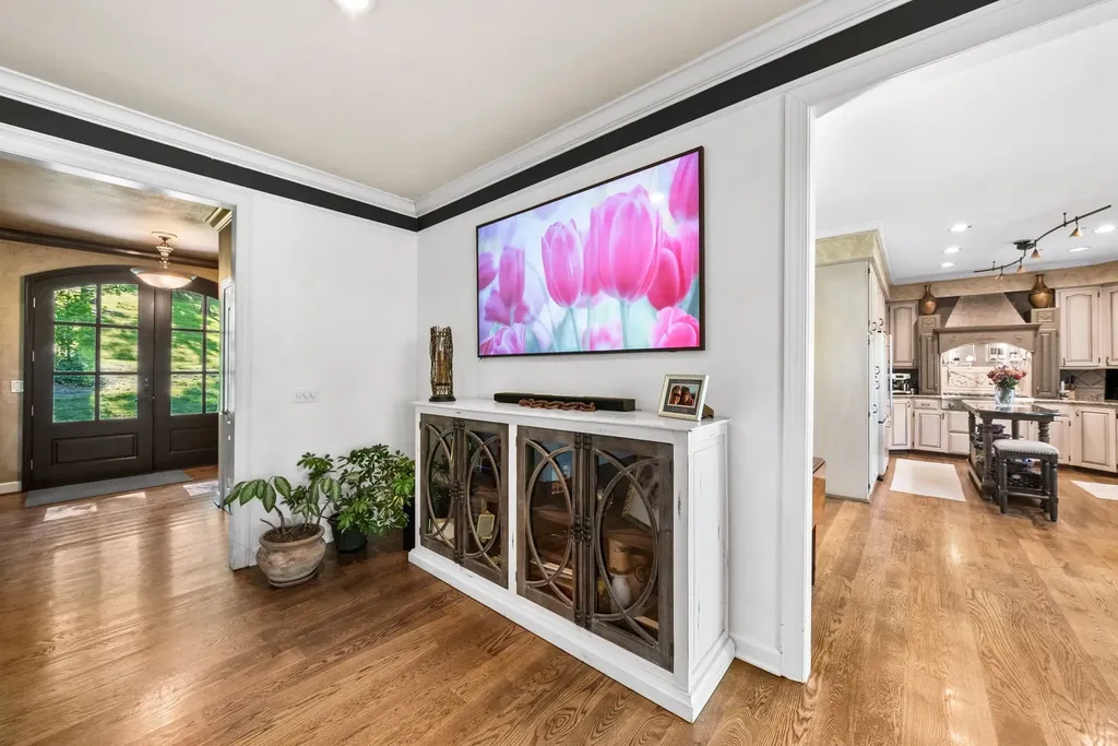 105 Foxwood Ln, SW Franklin TN 37069