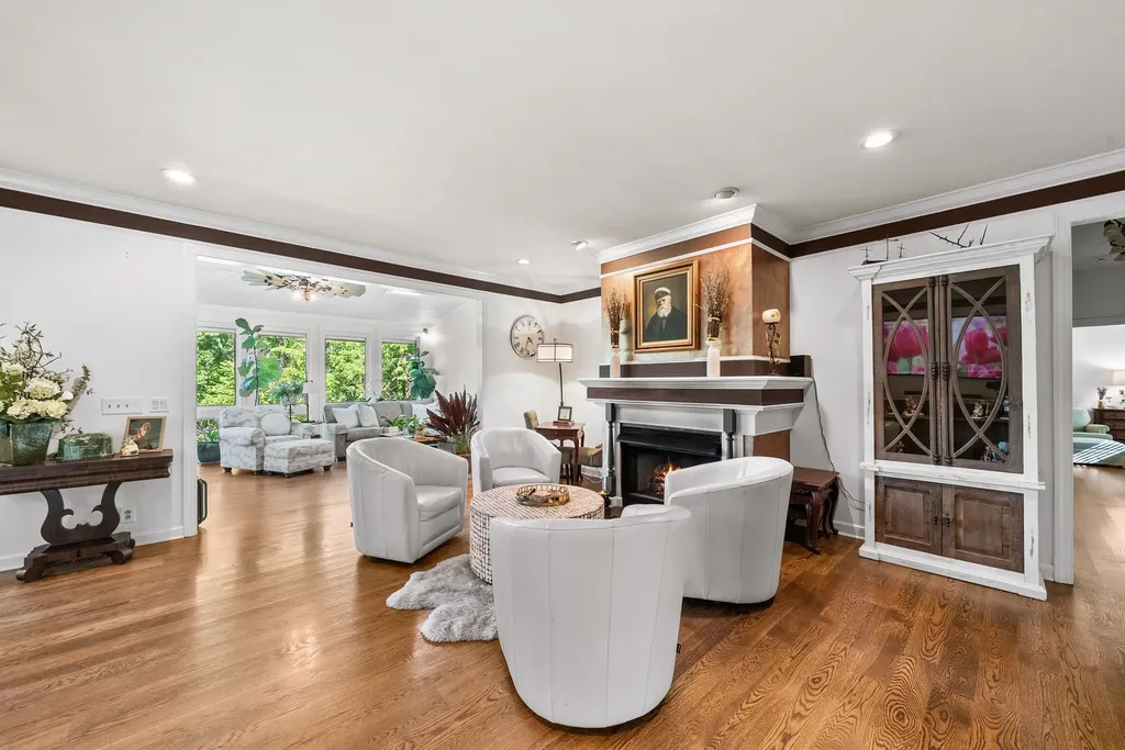 105 Foxwood Ln, SW Franklin TN 37069