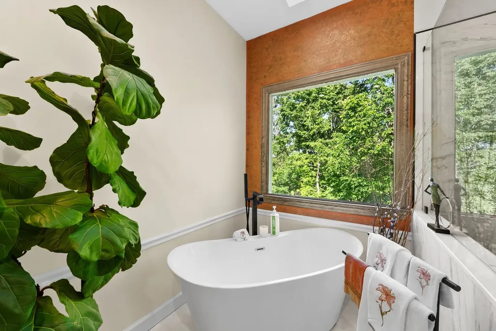 105 Foxwood Ln, SW Franklin TN 37069