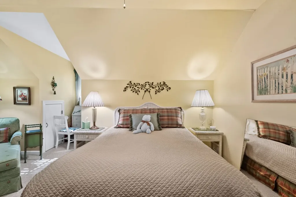 105 Foxwood Ln, SW Franklin TN 37069