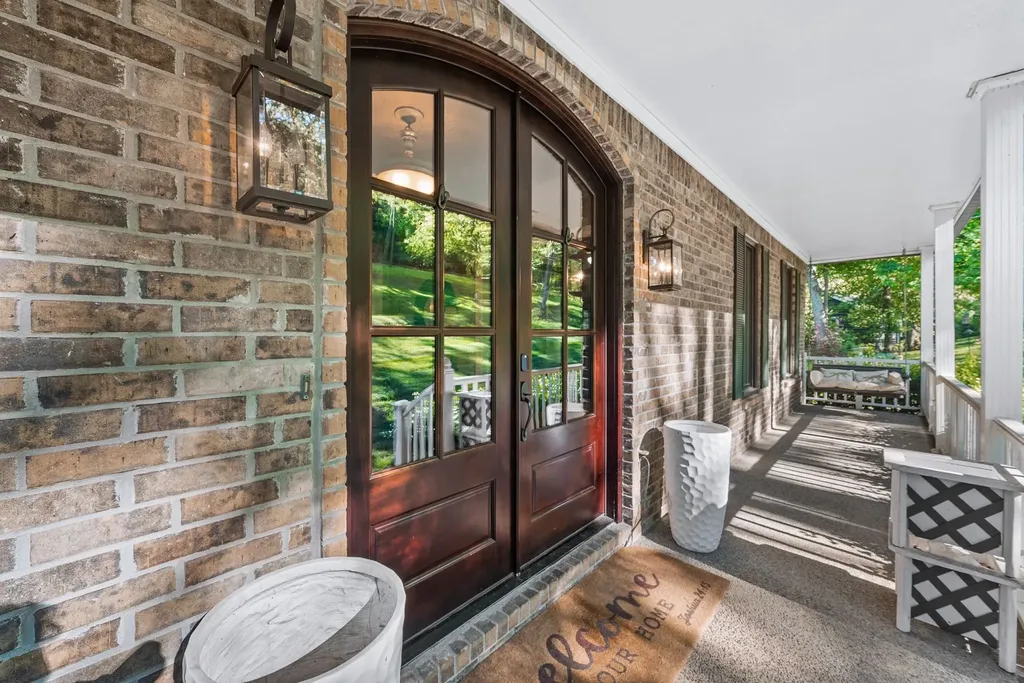 105 Foxwood Ln, SW Franklin TN 37069
