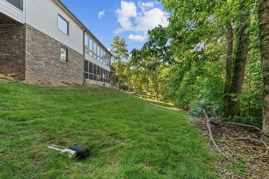 105 Foxwood Ln, SW Franklin TN 37069