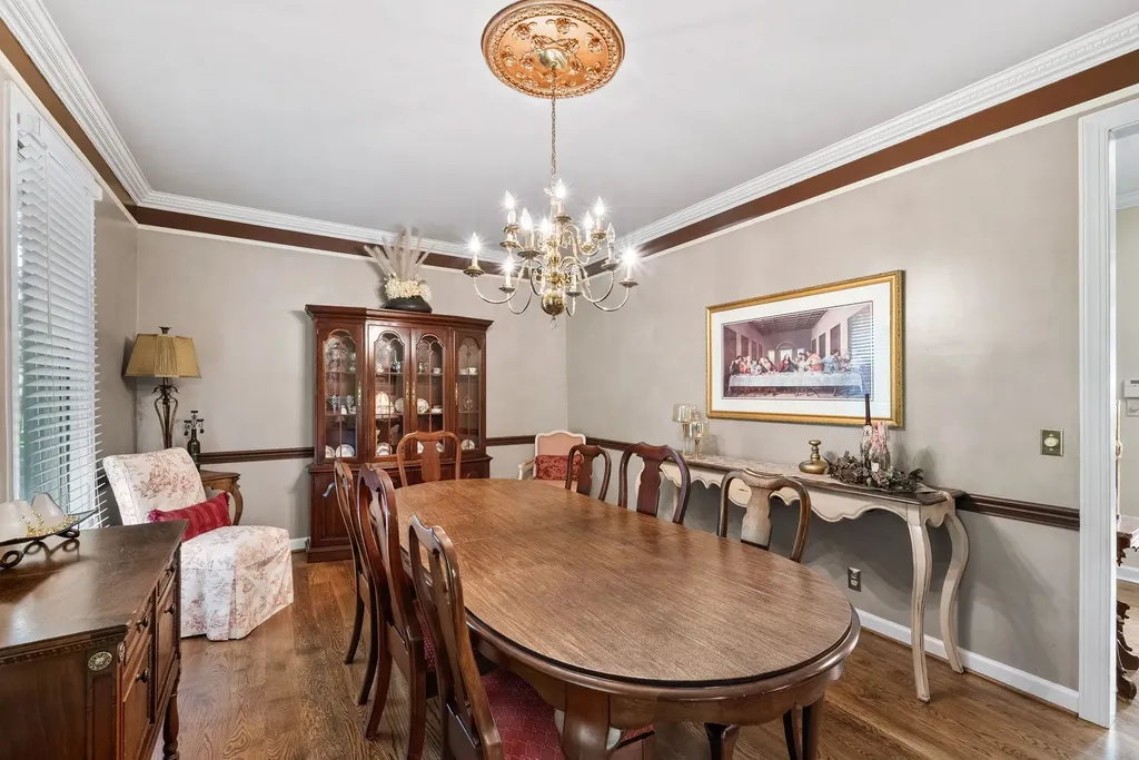 105 Foxwood Ln, SW Franklin TN 37069