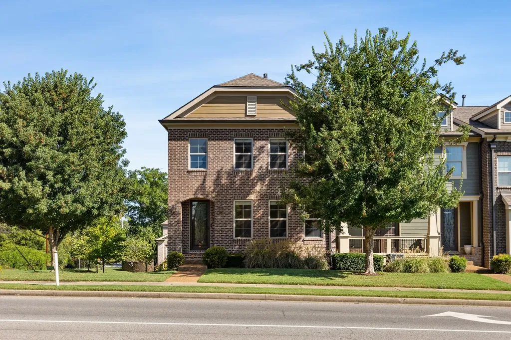 815 Silkwood Drive Nashville TN 37221
