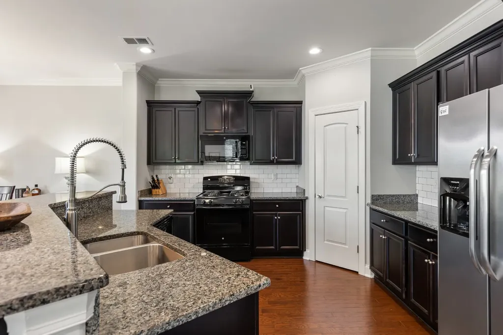 815 Silkwood Drive Nashville TN 37221