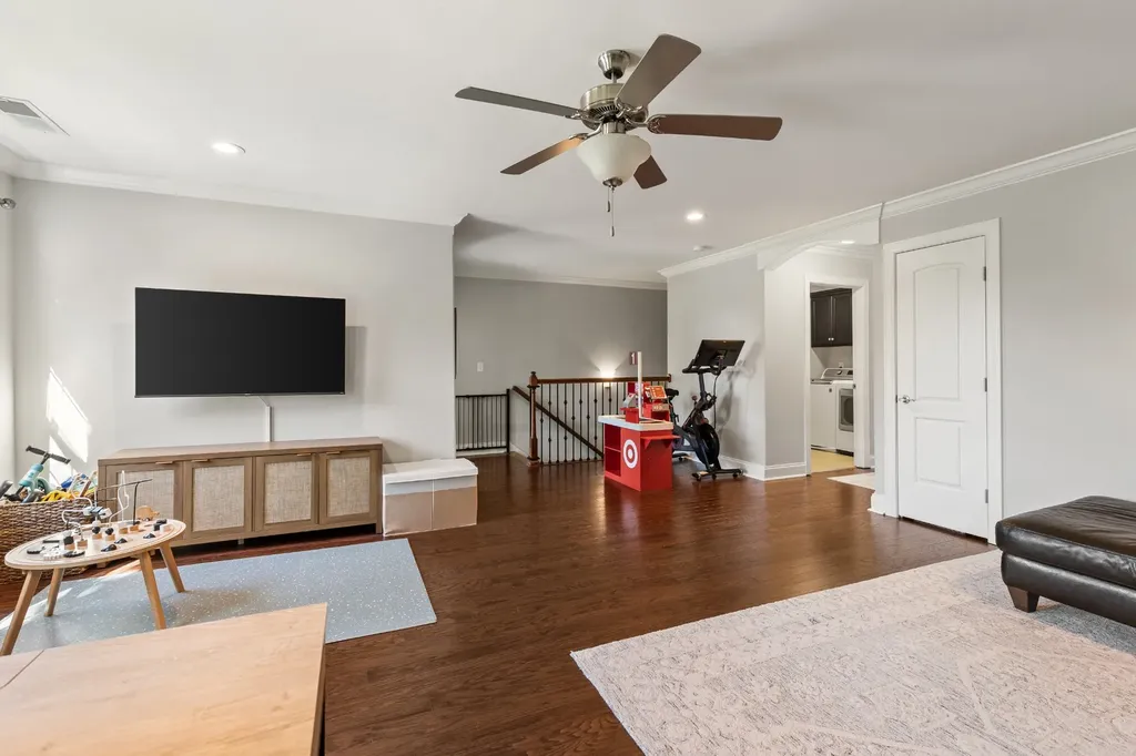 815 Silkwood Drive Nashville TN 37221