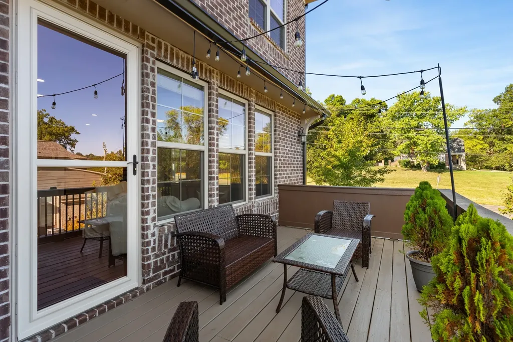 815 Silkwood Drive Nashville TN 37221