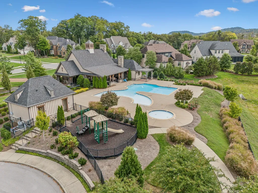 1808 Camborne Place Brentwood TN 37027