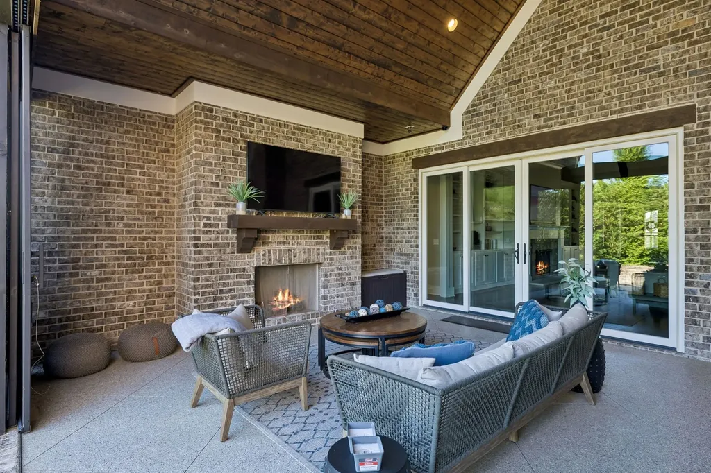 1808 Camborne Place Brentwood TN 37027