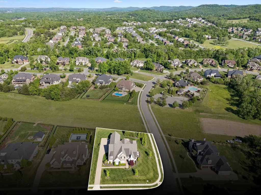 1808 Camborne Place Brentwood TN 37027