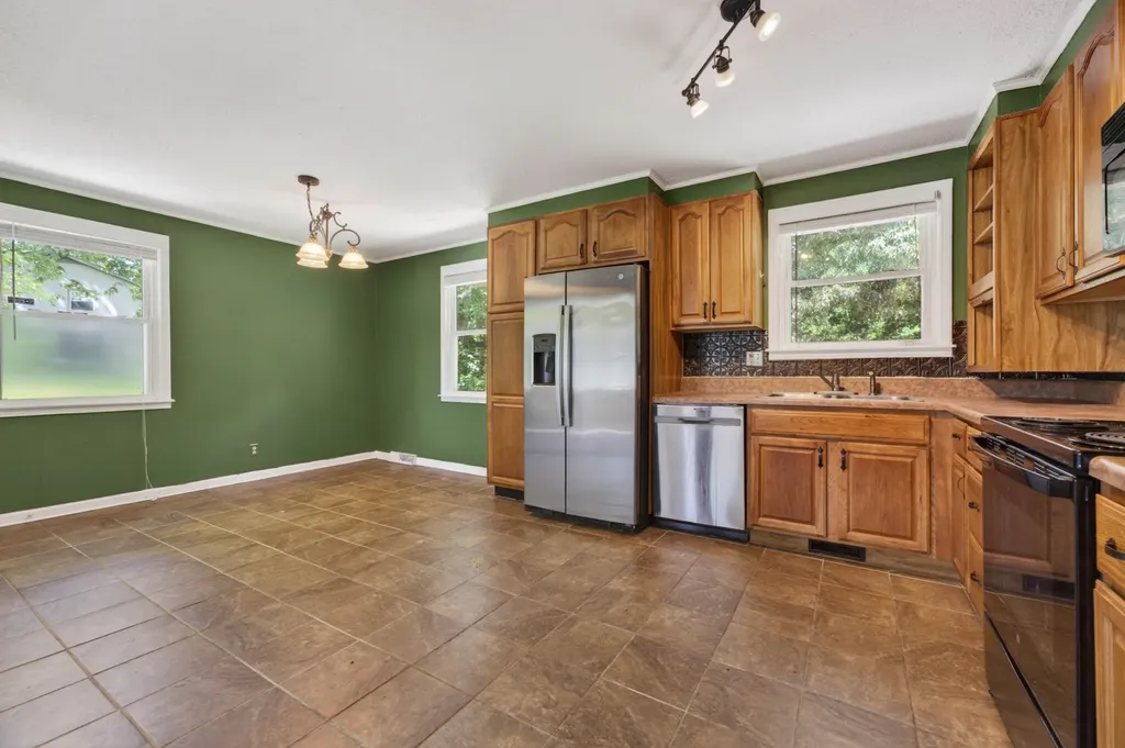 807 Pollard Road Clarksville TN 37042