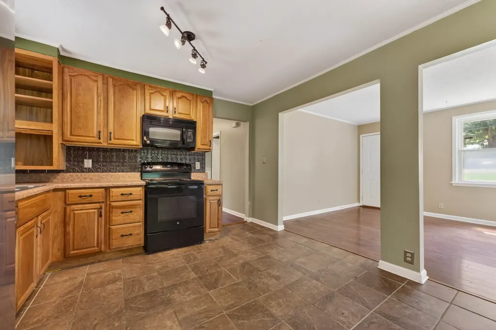 807 Pollard Road Clarksville TN 37042