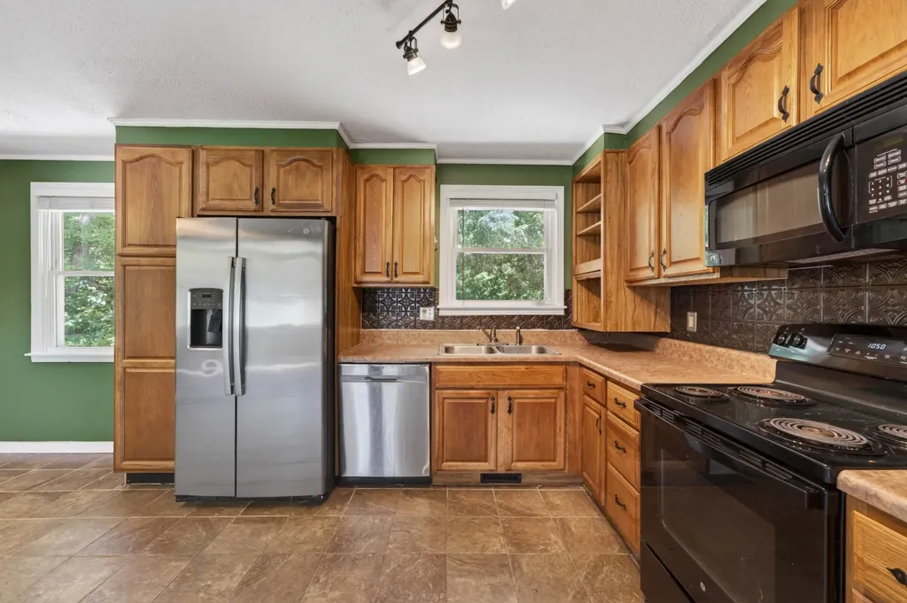 807 Pollard Road Clarksville TN 37042