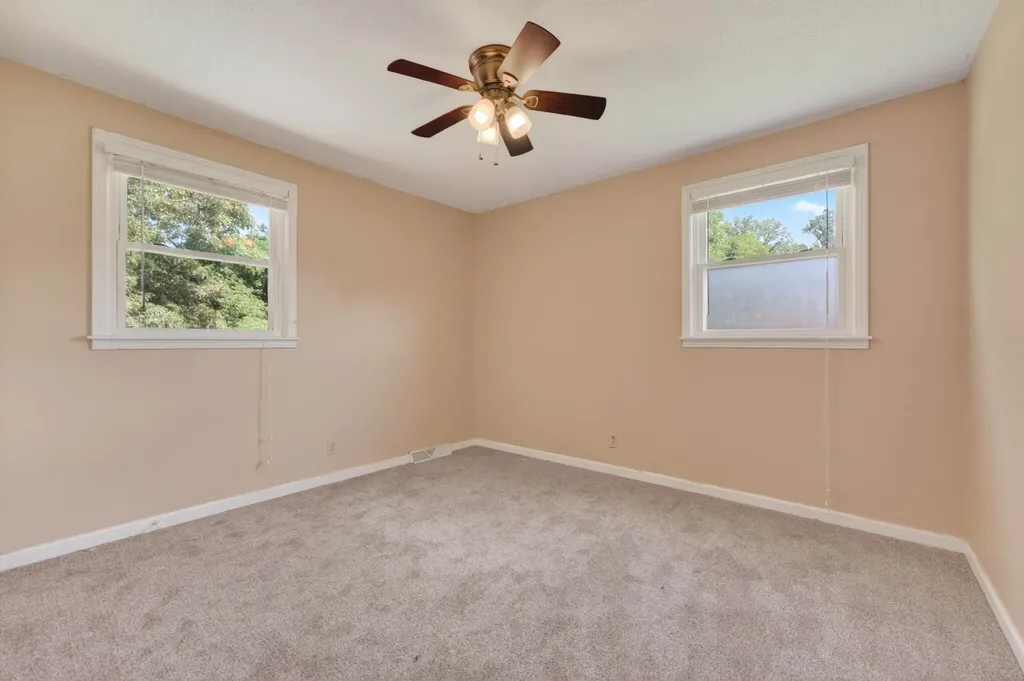 807 Pollard Road Clarksville TN 37042