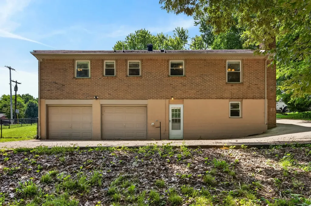 807 Pollard Road Clarksville TN 37042