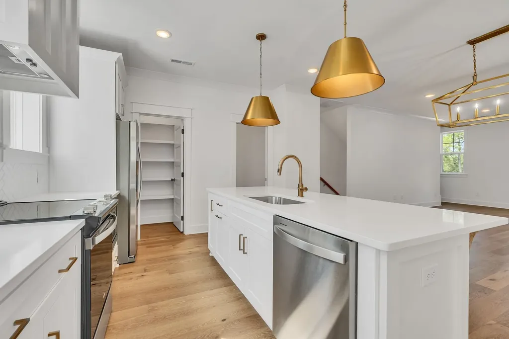 2019 Maple View Lane Nashville TN 37207