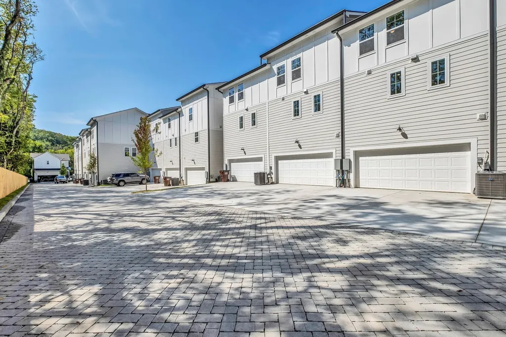 2019 Maple View Lane Nashville TN 37207