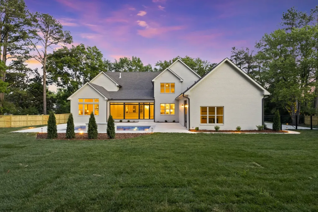 9016 Hood Place Brentwood TN 37027