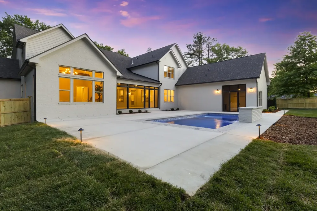9016 Hood Place Brentwood TN 37027