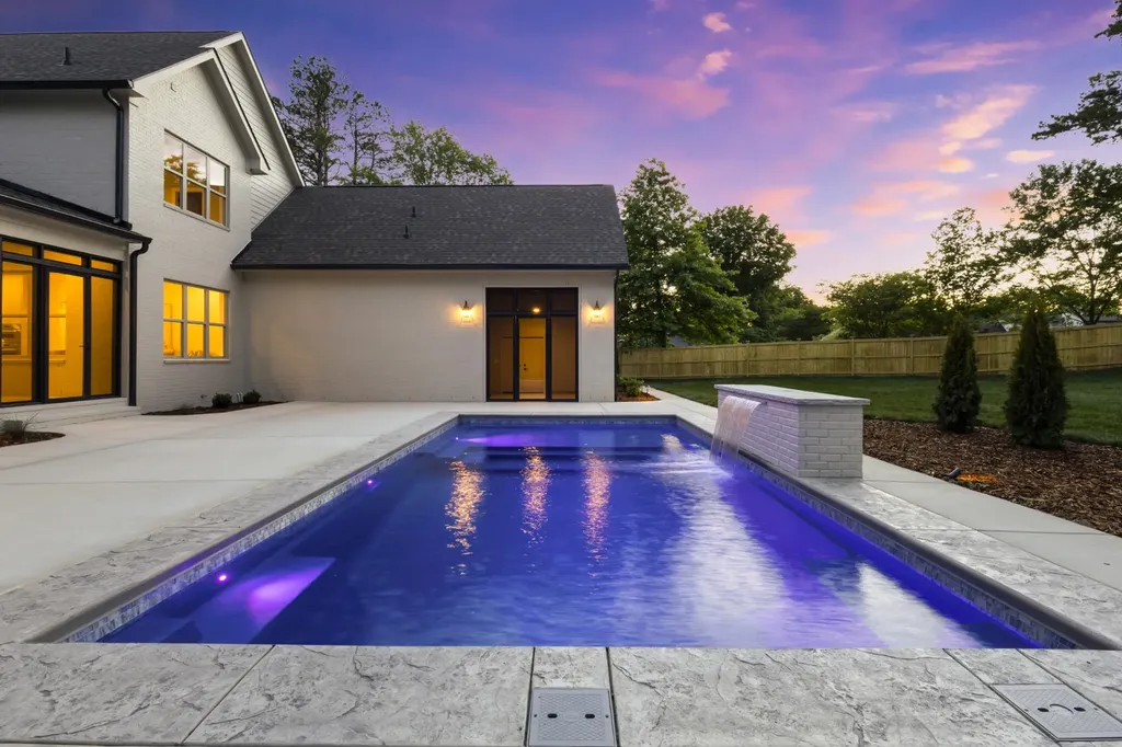 9016 Hood Place Brentwood TN 37027