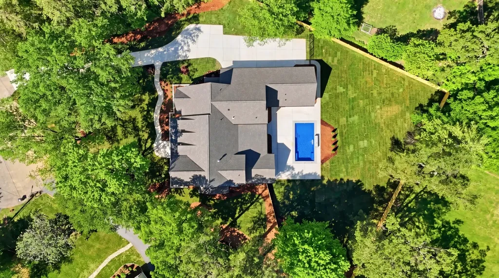 9016 Hood Place Brentwood TN 37027