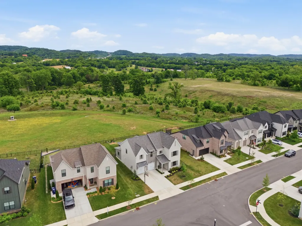 3472 Burgate Trail Thompsons Station TN 37179