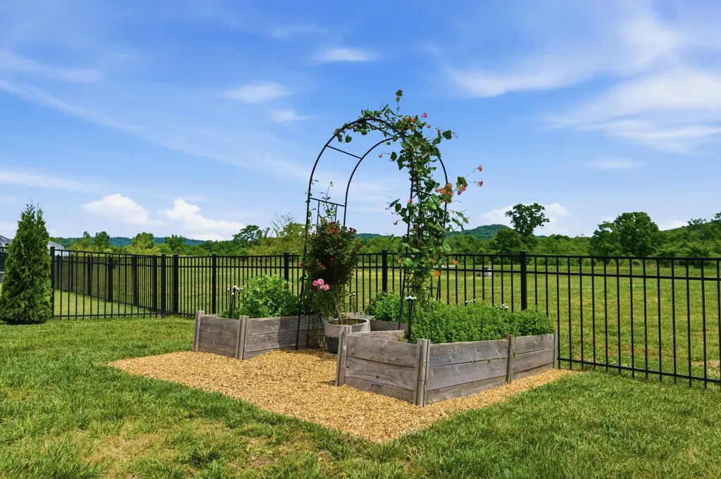 3472 Burgate Trail Thompsons Station TN 37179