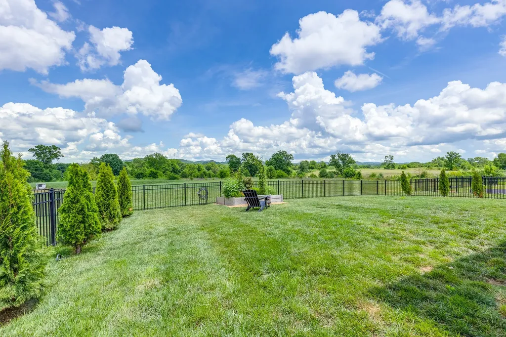 3472 Burgate Trail Thompsons Station TN 37179